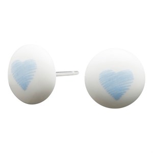 Hvide porcelæn øreringe med blåt hjerte - 30990380900